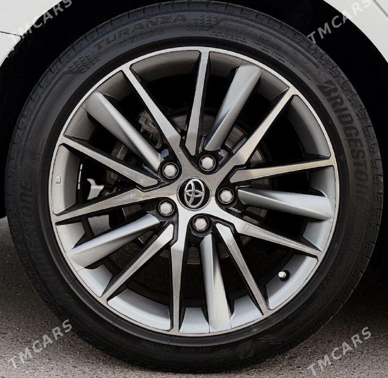 Toyota Camry 2019 - 380 000 TMT - Aşgabat - img 9