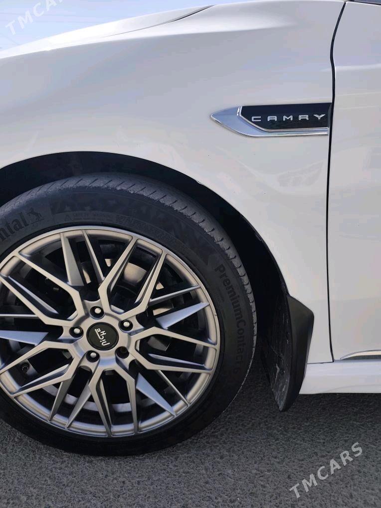 Toyota Camry 2019 - 271 000 TMT - Aşgabat - img 6