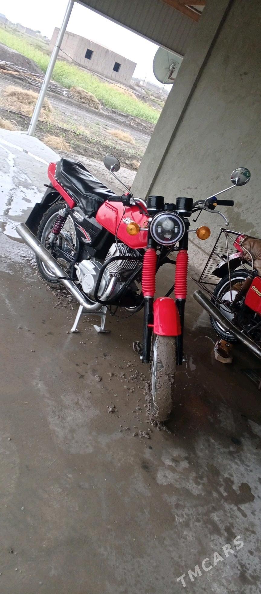 Jawa 300 1985 - 18 000 TMT - Гурбансолтан Едже - img 2