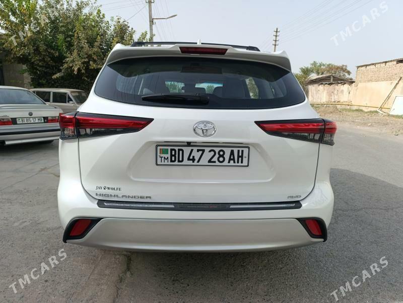 Toyota Highlander 2022 - 552 000 TMT - Ашхабад - img 3