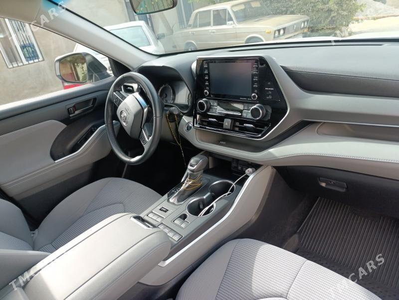 Toyota Highlander 2022 - 552 000 TMT - Ашхабад - img 6