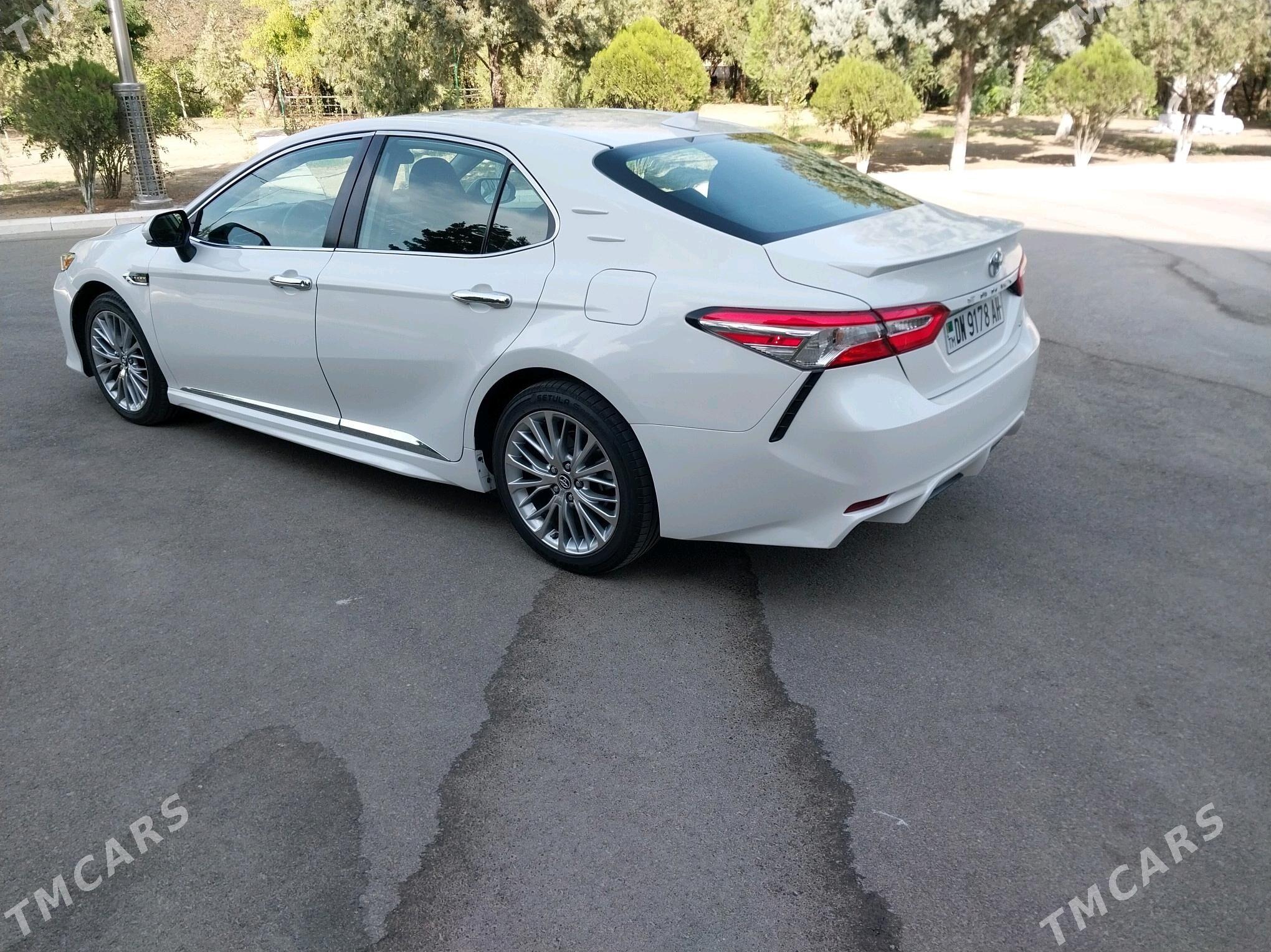 Toyota Camry 2020 - 300 000 TMT - Aşgabat - img 9