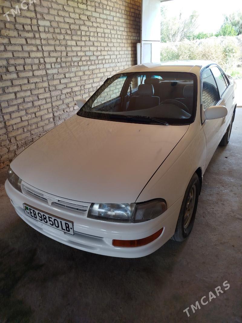 Toyota Carina 1995 - 50 000 TMT - Сакар - img 2