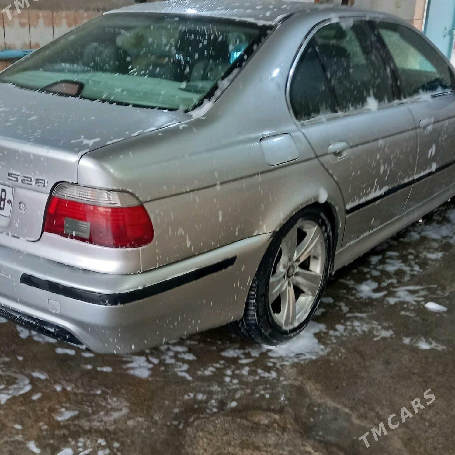 BMW 528 1996 - 80 000 TMT - Сейди - img 3