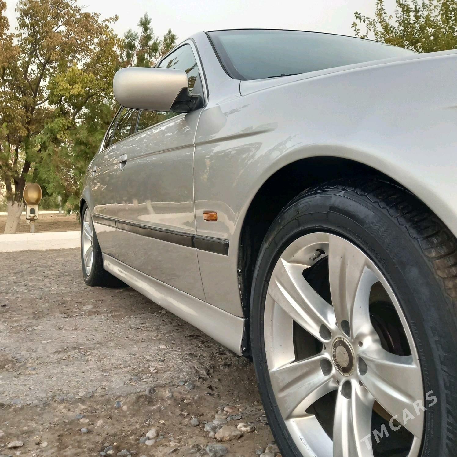 BMW 528 1996 - 80 000 TMT - Сейди - img 7