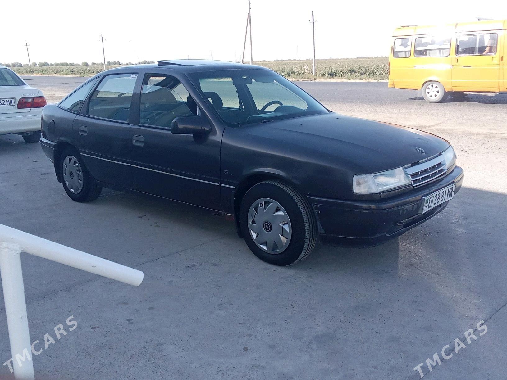 Opel Vectra 1990 - 27 000 TMT - Мары - img 5
