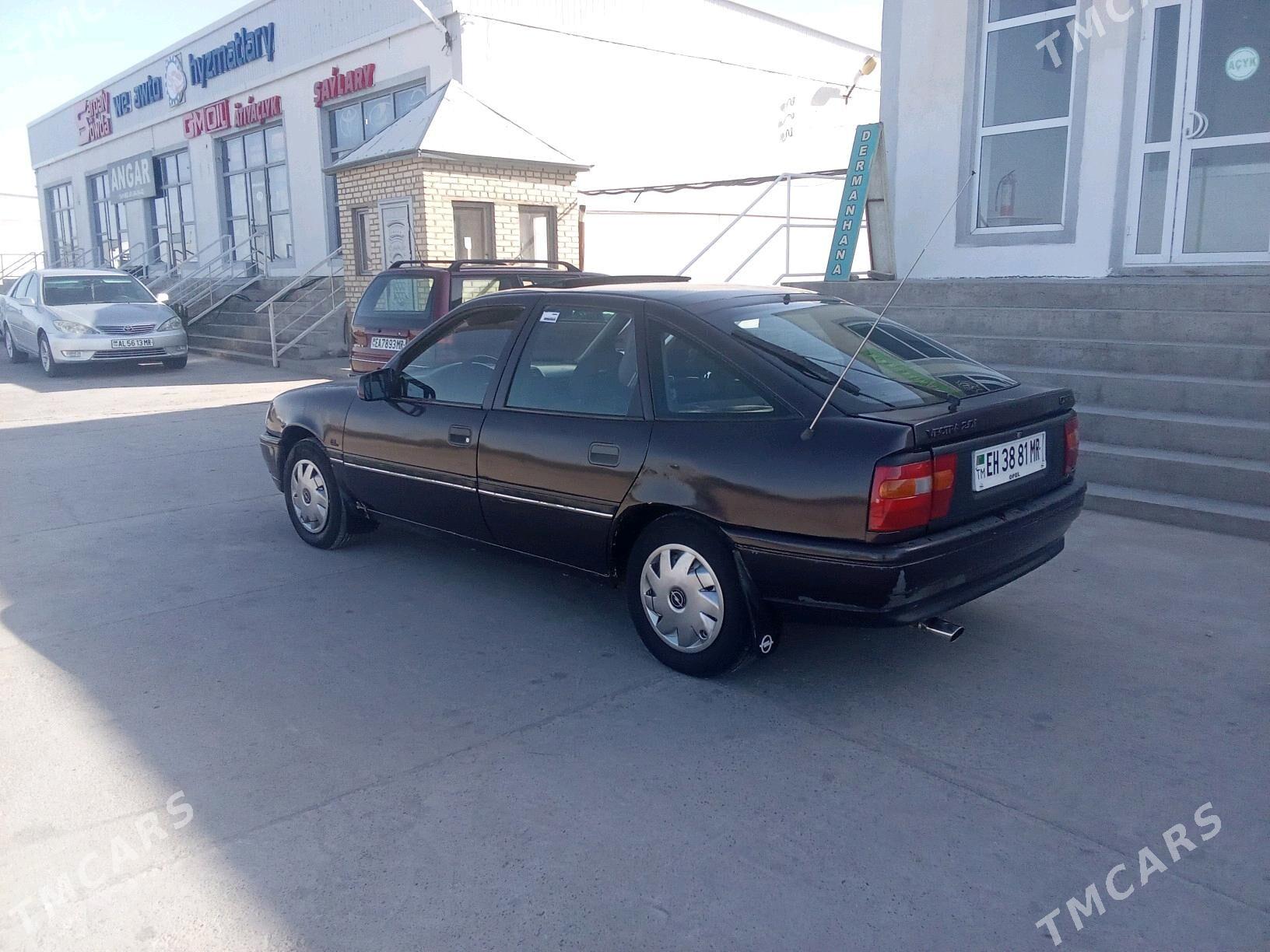 Opel Vectra 1990 - 27 000 TMT - Мары - img 2