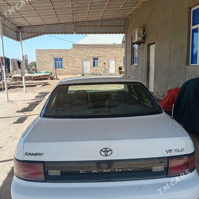 Toyota Camry 1993 - 80 000 TMT - Ýolöten - img 3