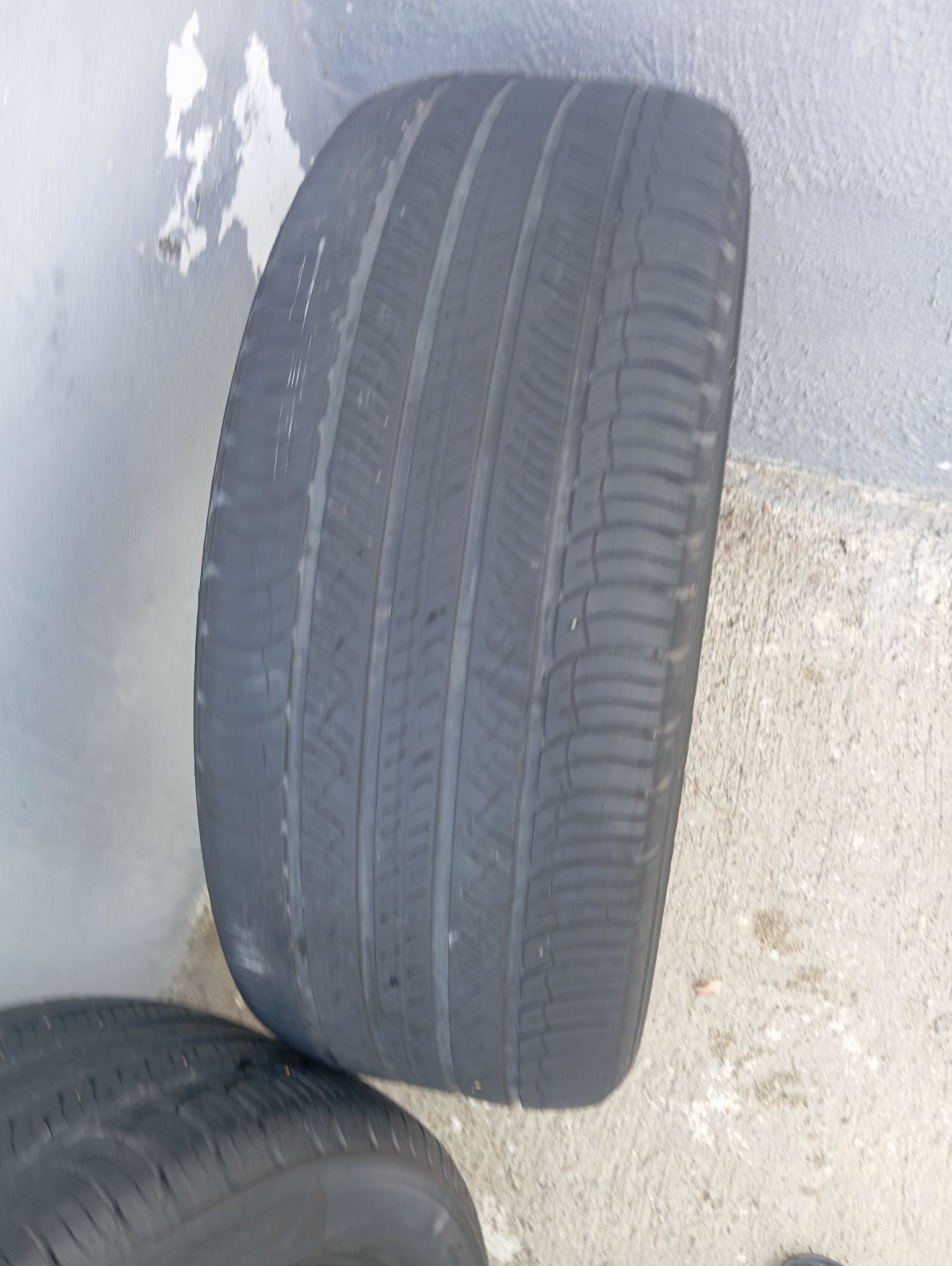MichelinMichelin  255/50/r20 2 100 TMT - Дашогуз - img 1