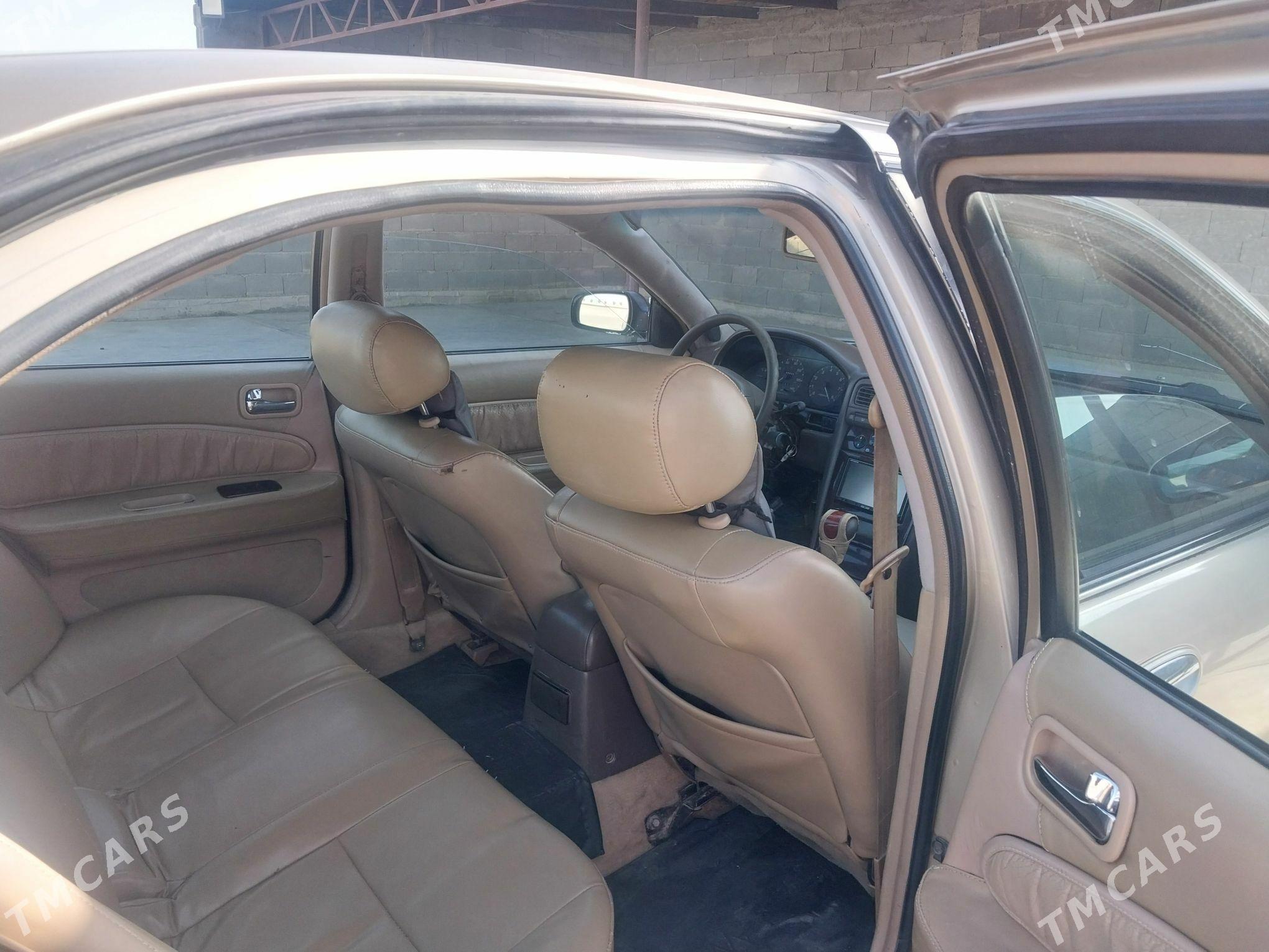 Infiniti I30 1998 - 65 000 TMT - Бахарден - img 4