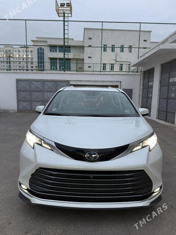 Toyota Sienna 2025 - 792 000 TMT - Aşgabat - img 2