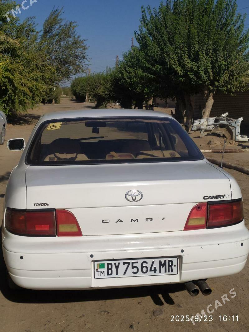 Toyota Camry 1994 - 105 000 TMT - Türkmengala - img 3