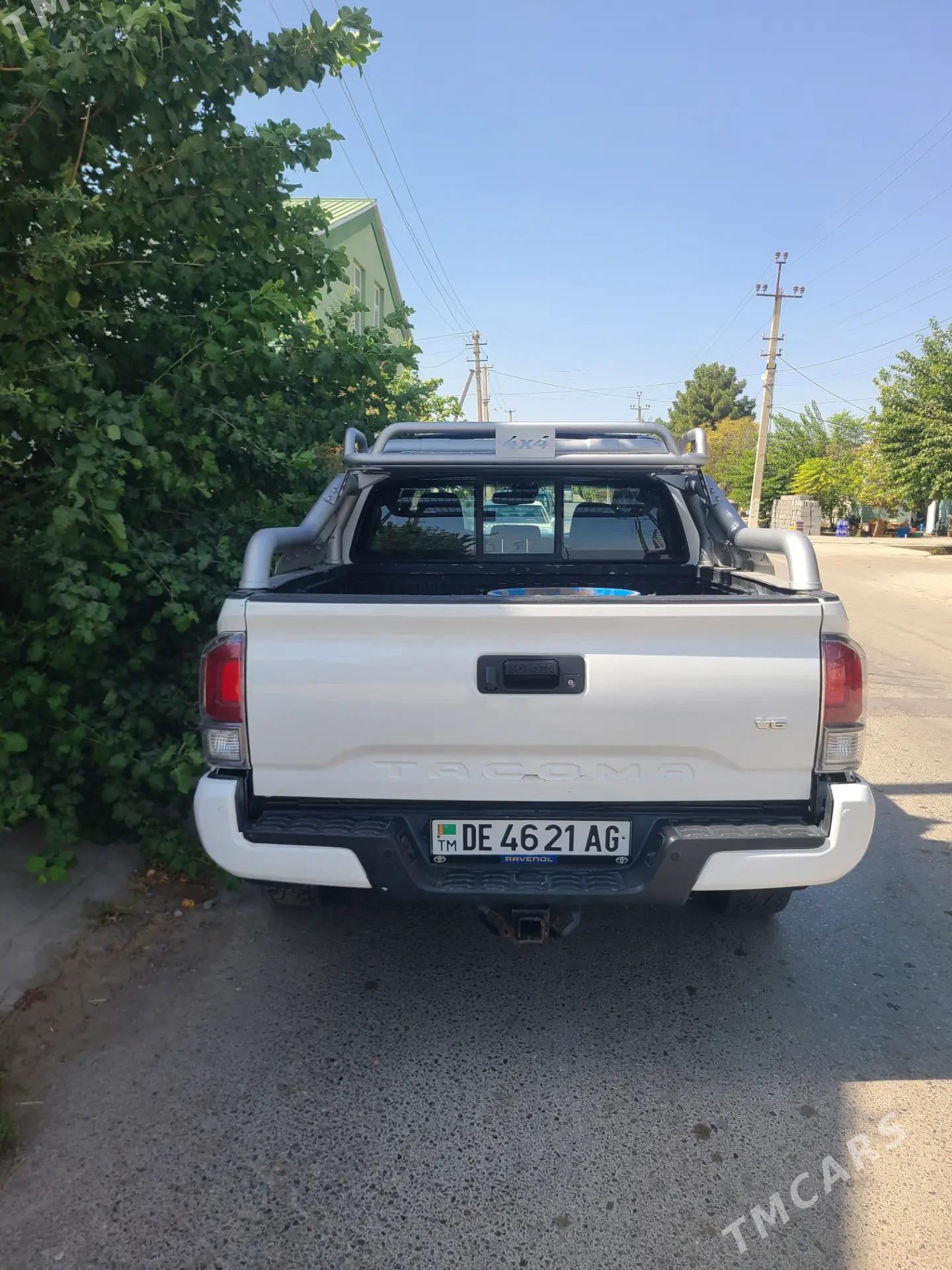 Toyota Tacoma 2019 - 350 000 TMT - Ашхабад - img 3