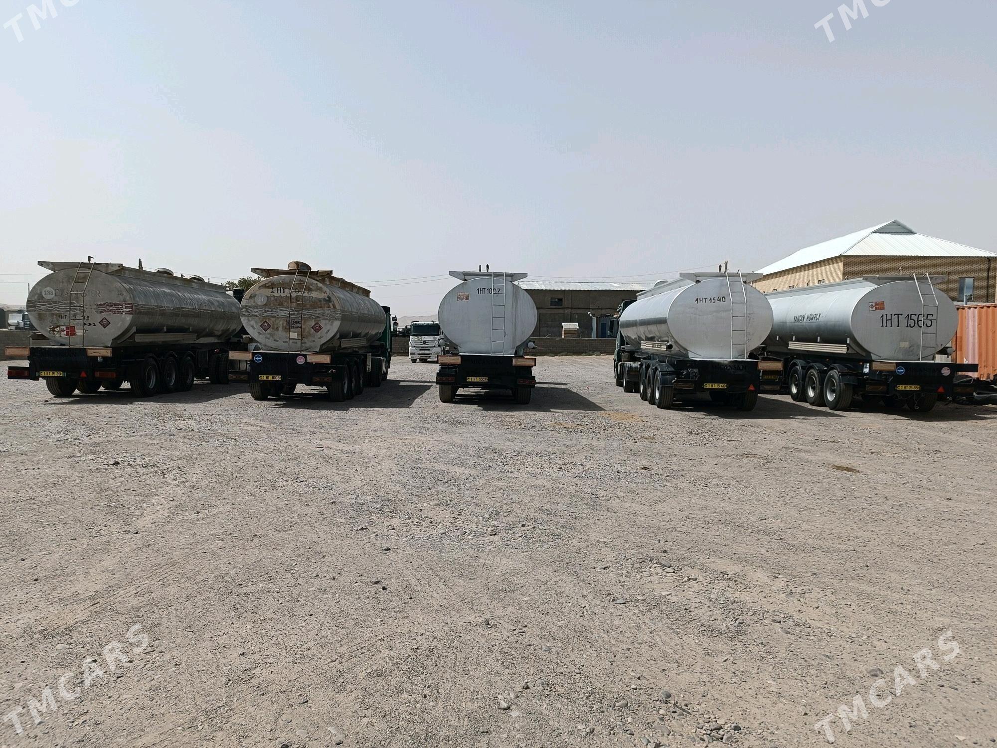 Kogel Cargo 2011 - 280 000 TMT - Serhetabat (Guşgy) - img 2