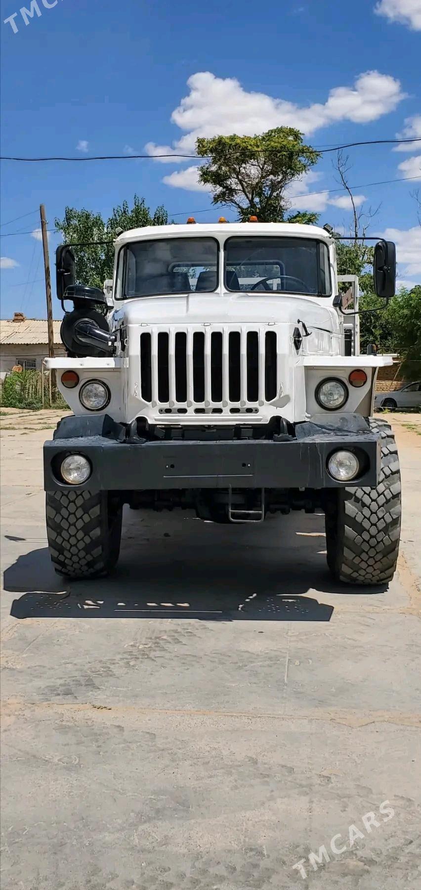 Ural 4320 2007 - 300 000 TMT - Ёлётен - img 3