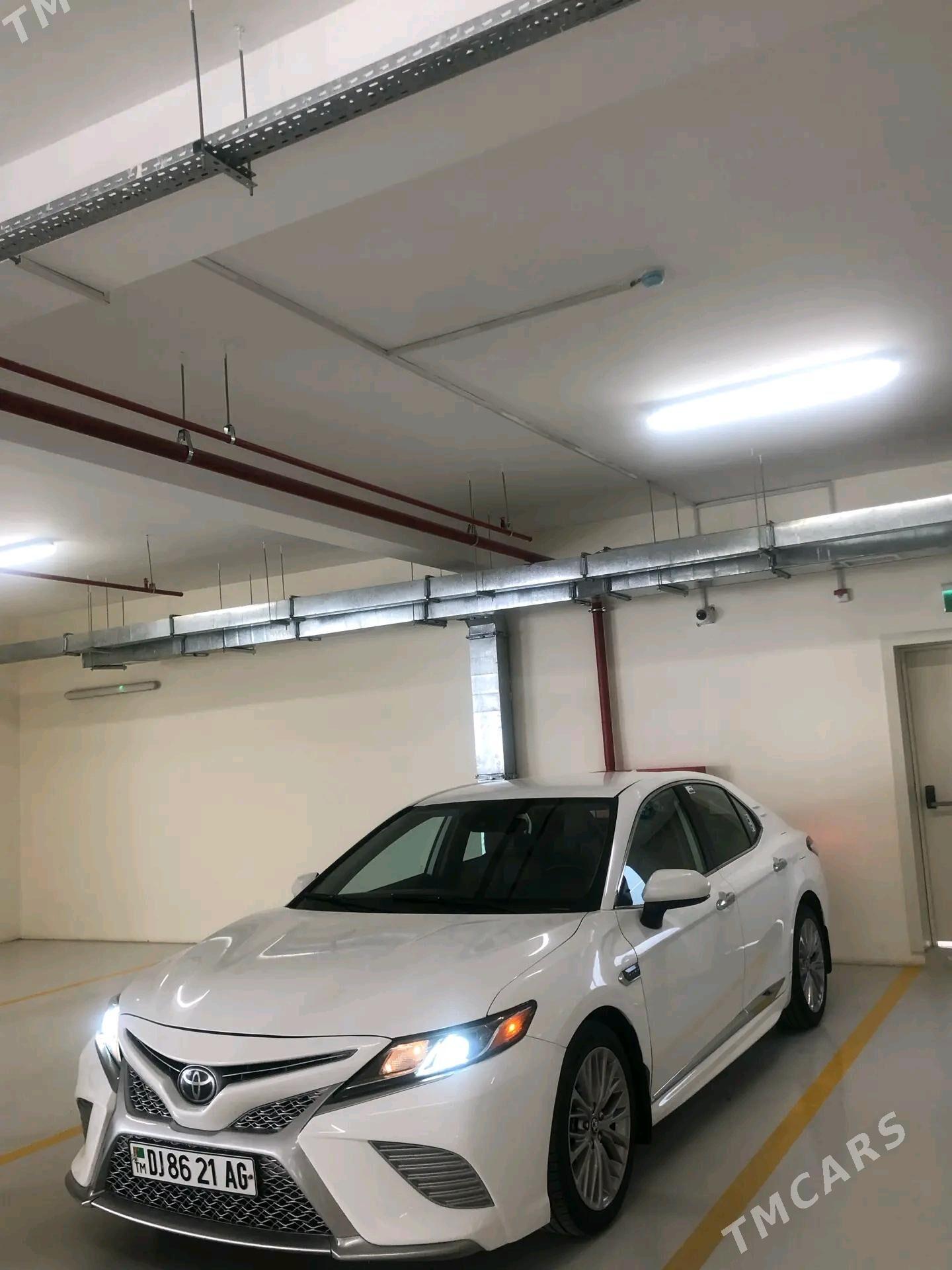 Toyota Camry 2020 - 330 000 TMT - Aşgabat - img 3