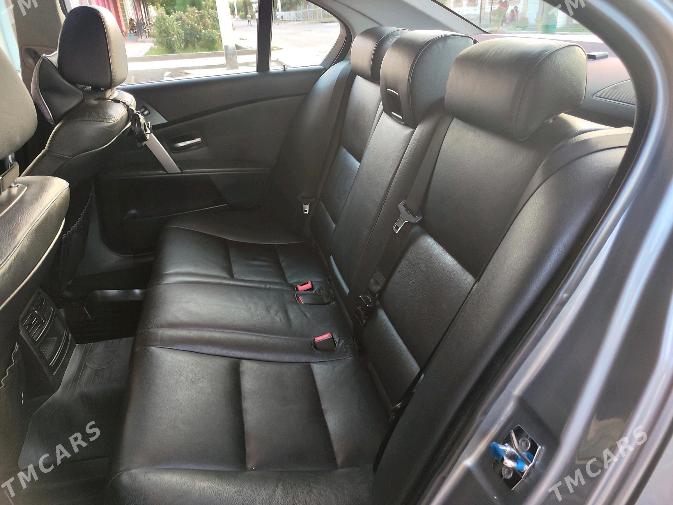 BMW 530 2004 - 155 000 TMT - Туркменабат - img 3