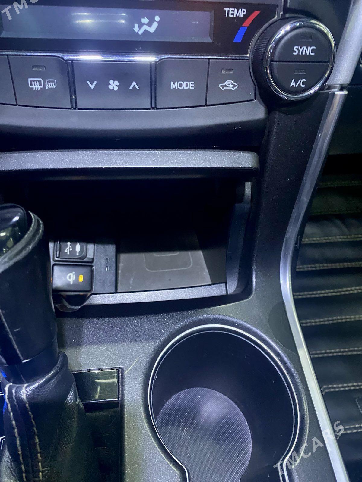 Toyota Camry 2017 - 265 000 TMT - Aşgabat - img 7