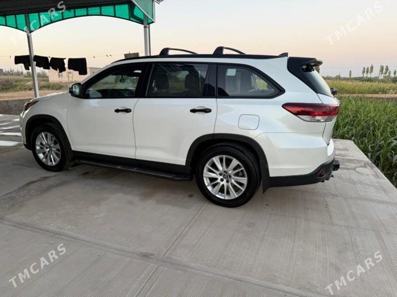 Toyota Highlander 2019 - 500 000 TMT - Daşoguz - img 4