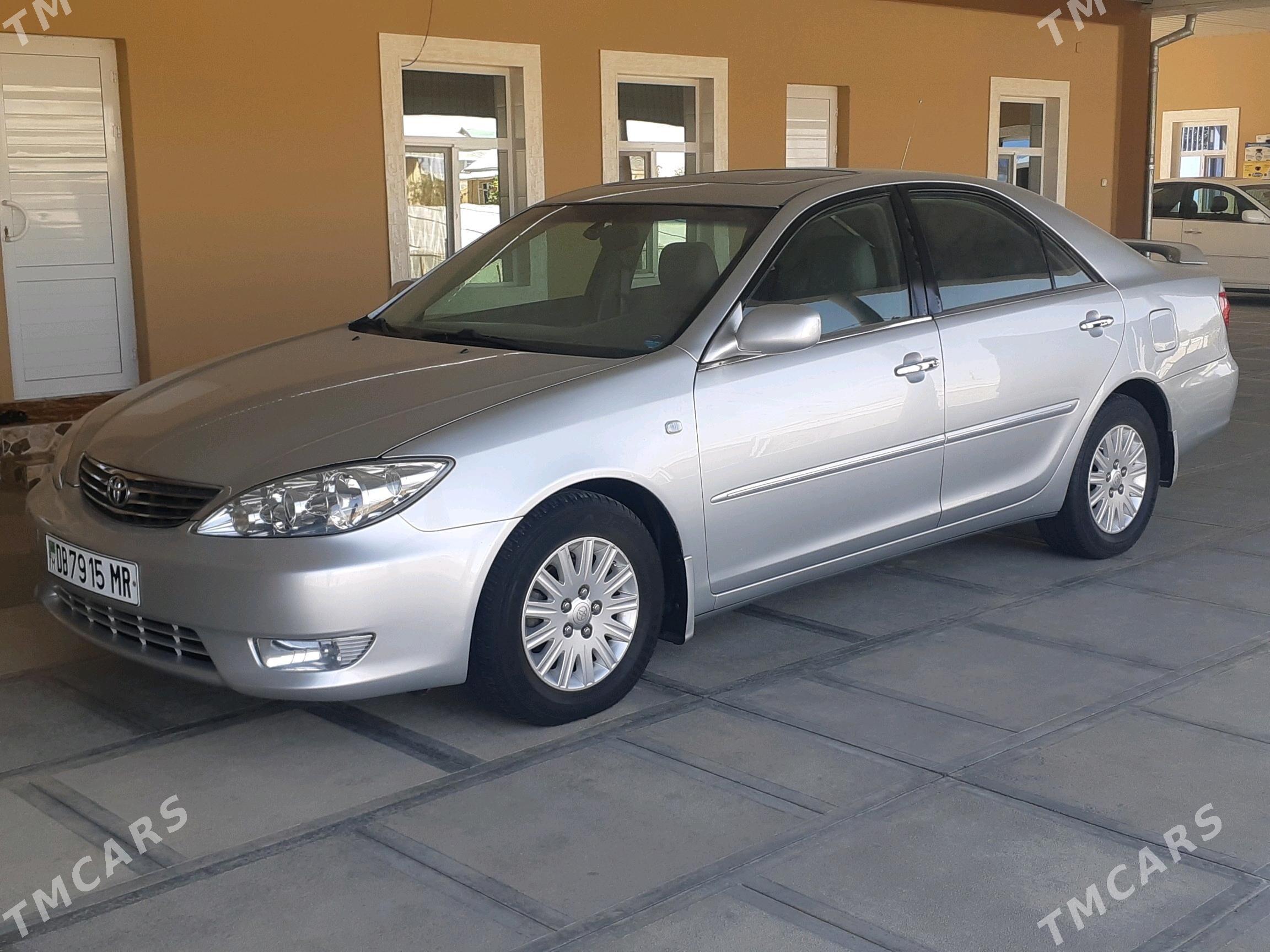 Toyota Camry 2005 - 250 000 TMT - Мары - img 2