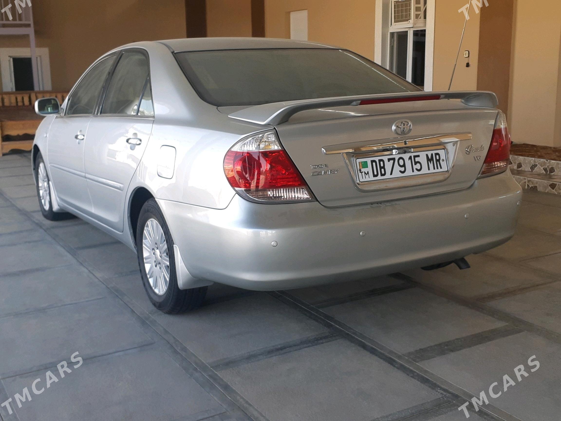 Toyota Camry 2005 - 250 000 TMT - Мары - img 3