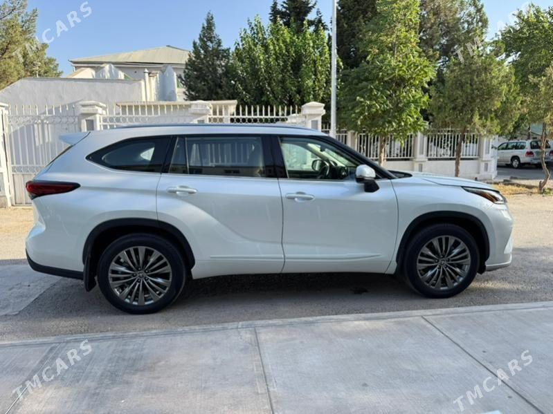 Toyota Highlander 2022 - 810 000 TMT - Ашхабад - img 4