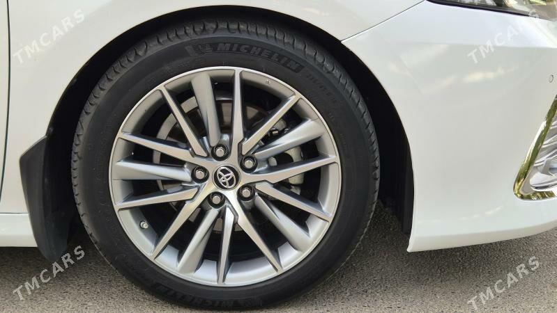 Toyota Camry 2019 - 415 000 TMT - Aşgabat - img 9