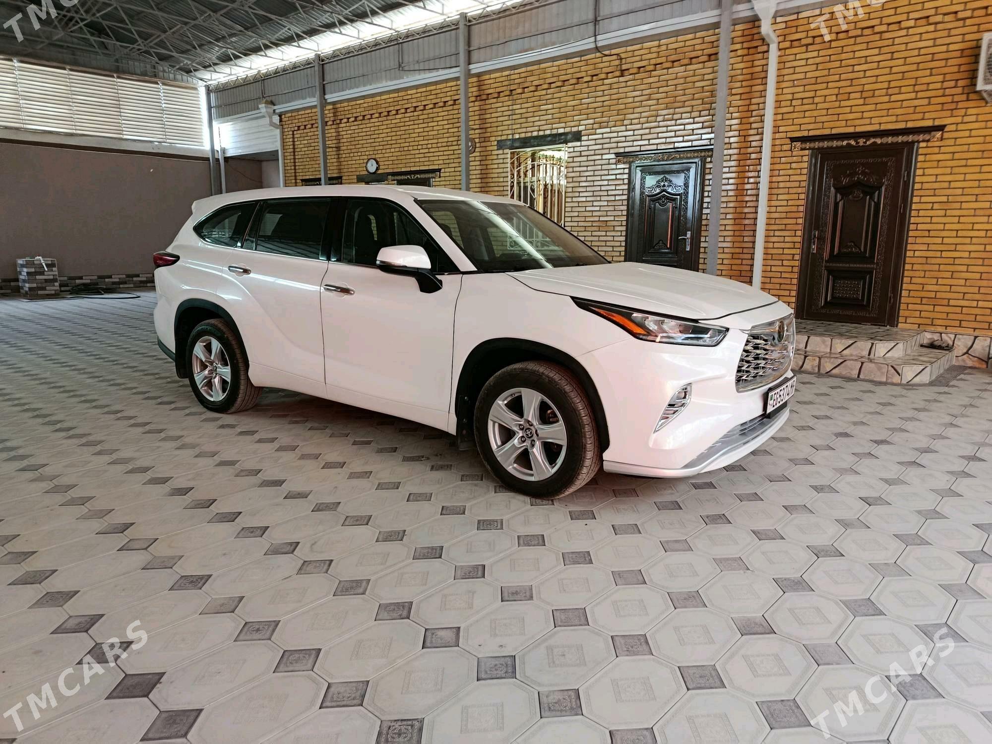 Toyota Highlander 2020 - 490 000 TMT - Байрамали - img 2