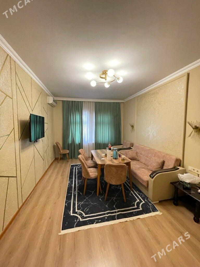 3 ком 85 кв Мир 7/3. 9/6 этаж - Parahat 7 - img 1