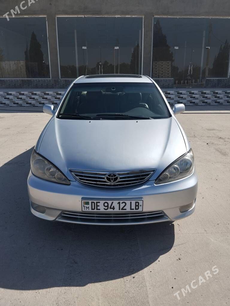 Toyota Camry 2004 - 158 000 TMT - Halaç - img 2