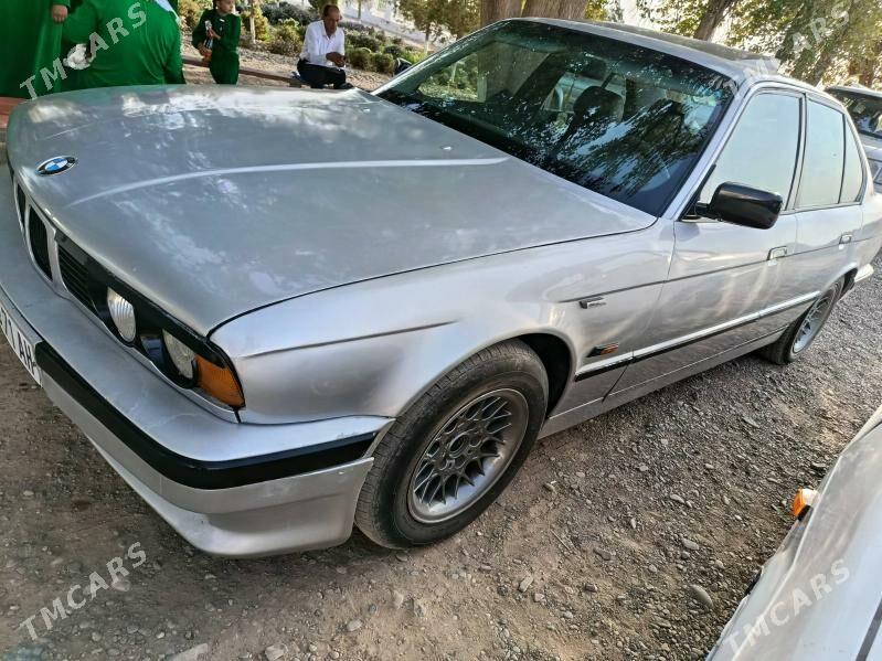 BMW 528 1991 - 59 999 TMT - Серахс - img 4