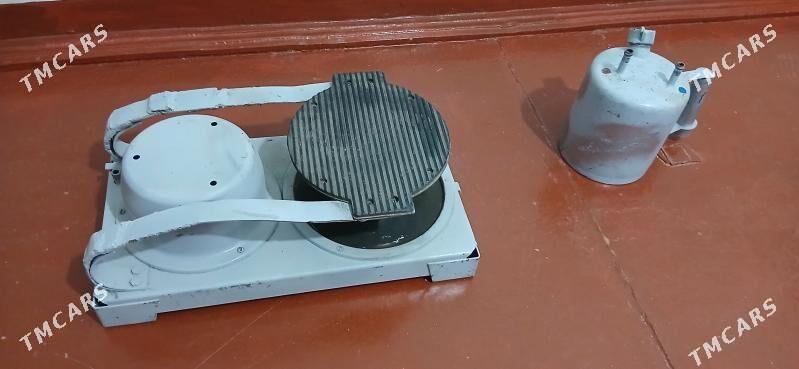 Zergärleriñ poyalny aparady - Ёлётен - img 1