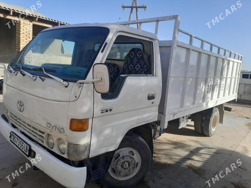 Toyota Dyna 2000 - 130 000 TMT - Керки - img 5