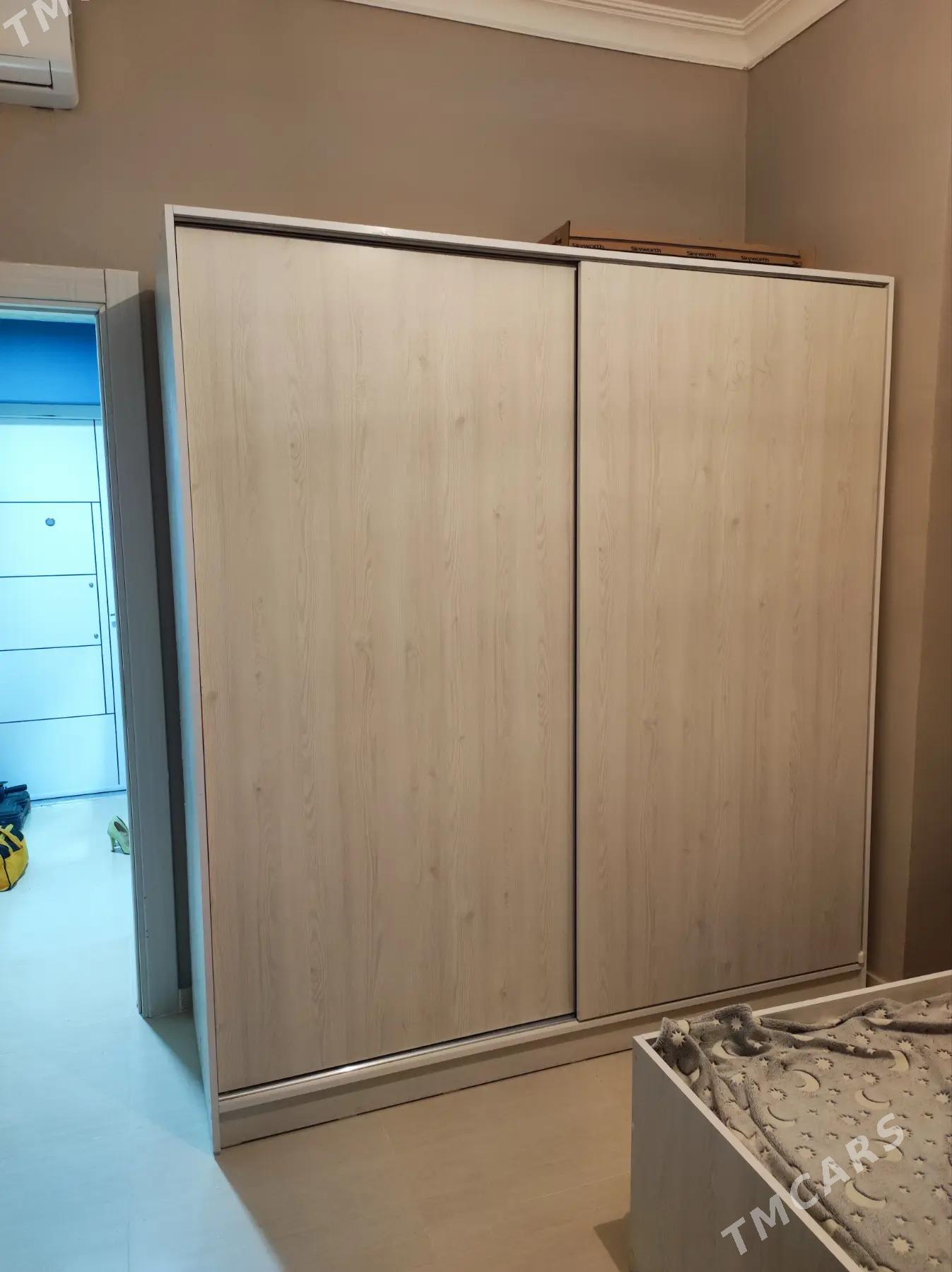 GURTLY, SATLYK EMLÄK, 1-KOM - Гуртли - img 4