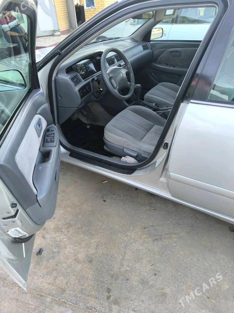 Toyota Camry 2000 - 135 000 TMT - Mary - img 5
