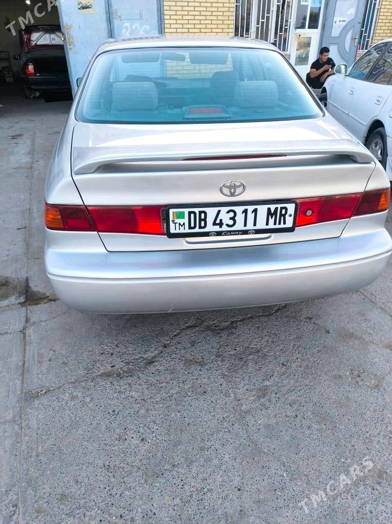 Toyota Camry 2000 - 135 000 TMT - Mary - img 3