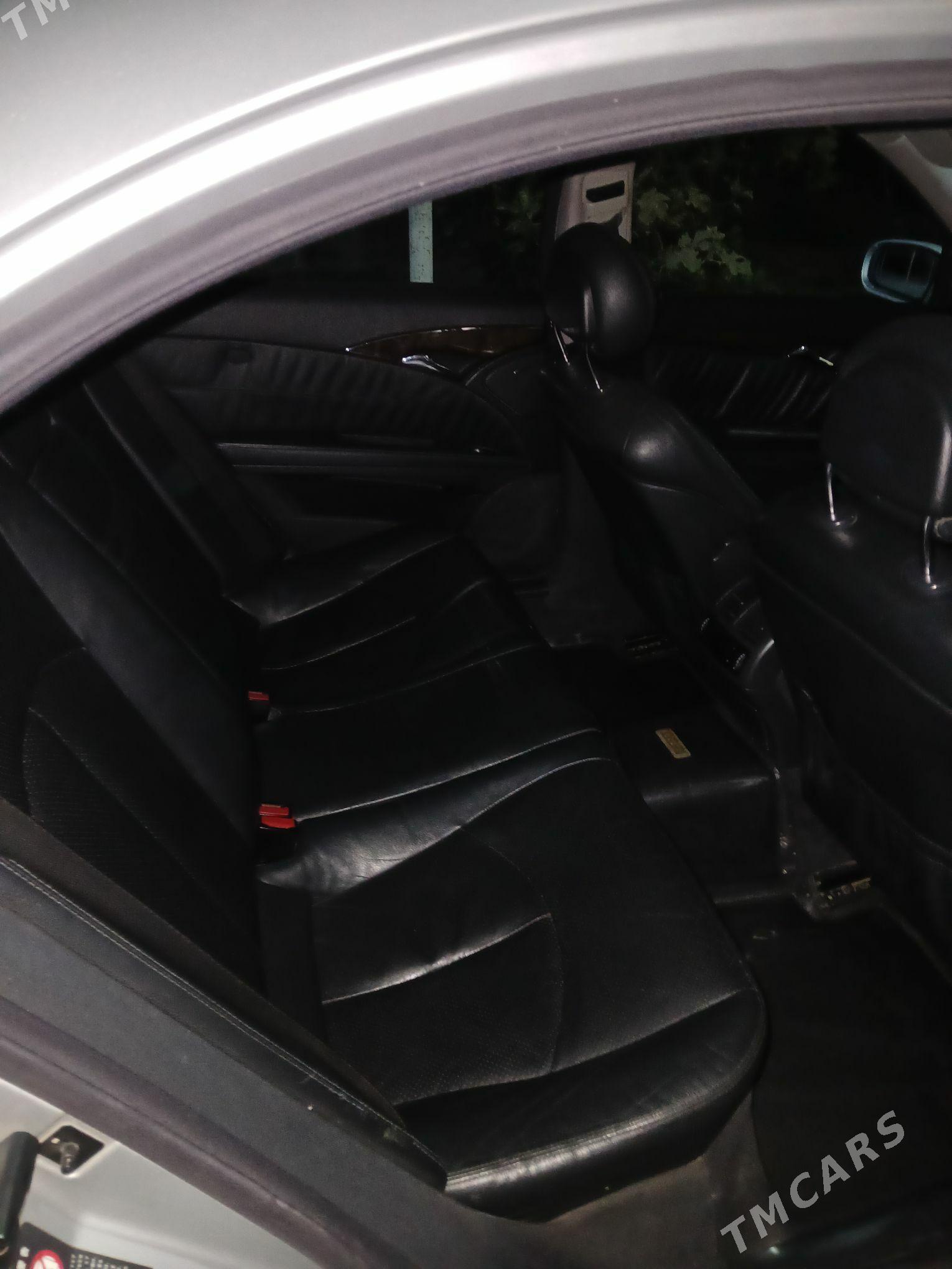 Mercedes-Benz E320 2004 - 140 000 TMT - Мургап - img 3