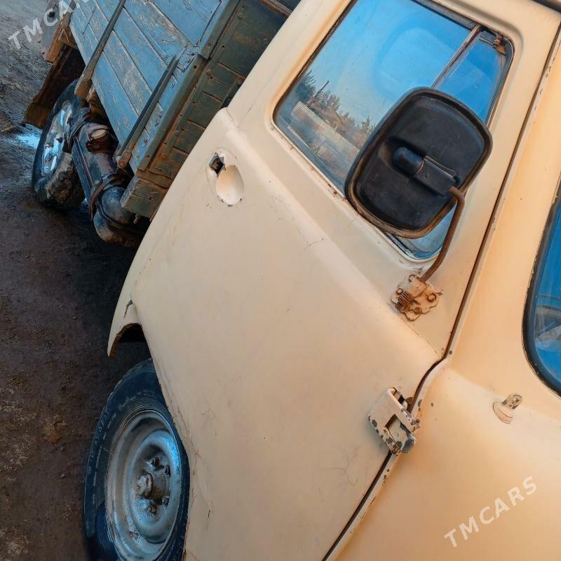 UAZ 452 1980 - 40 000 TMT - Шабатский этрап - img 3