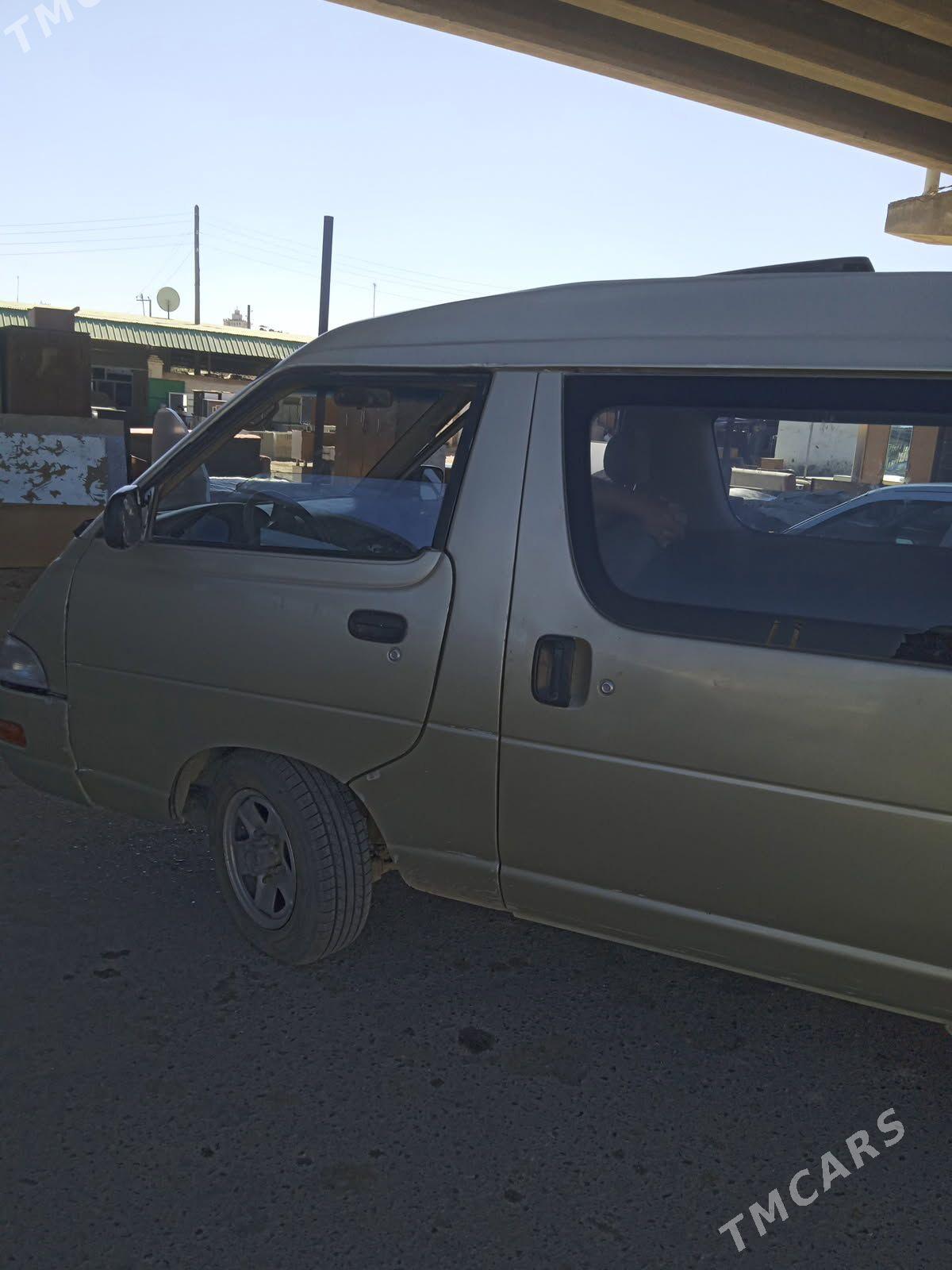 Toyota Town Ace 1996 - 38 000 TMT - Farap - img 3