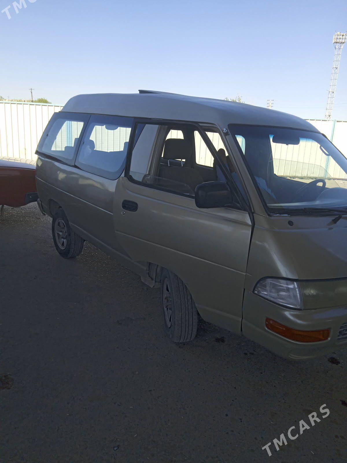 Toyota Town Ace 1996 - 38 000 TMT - Farap - img 4