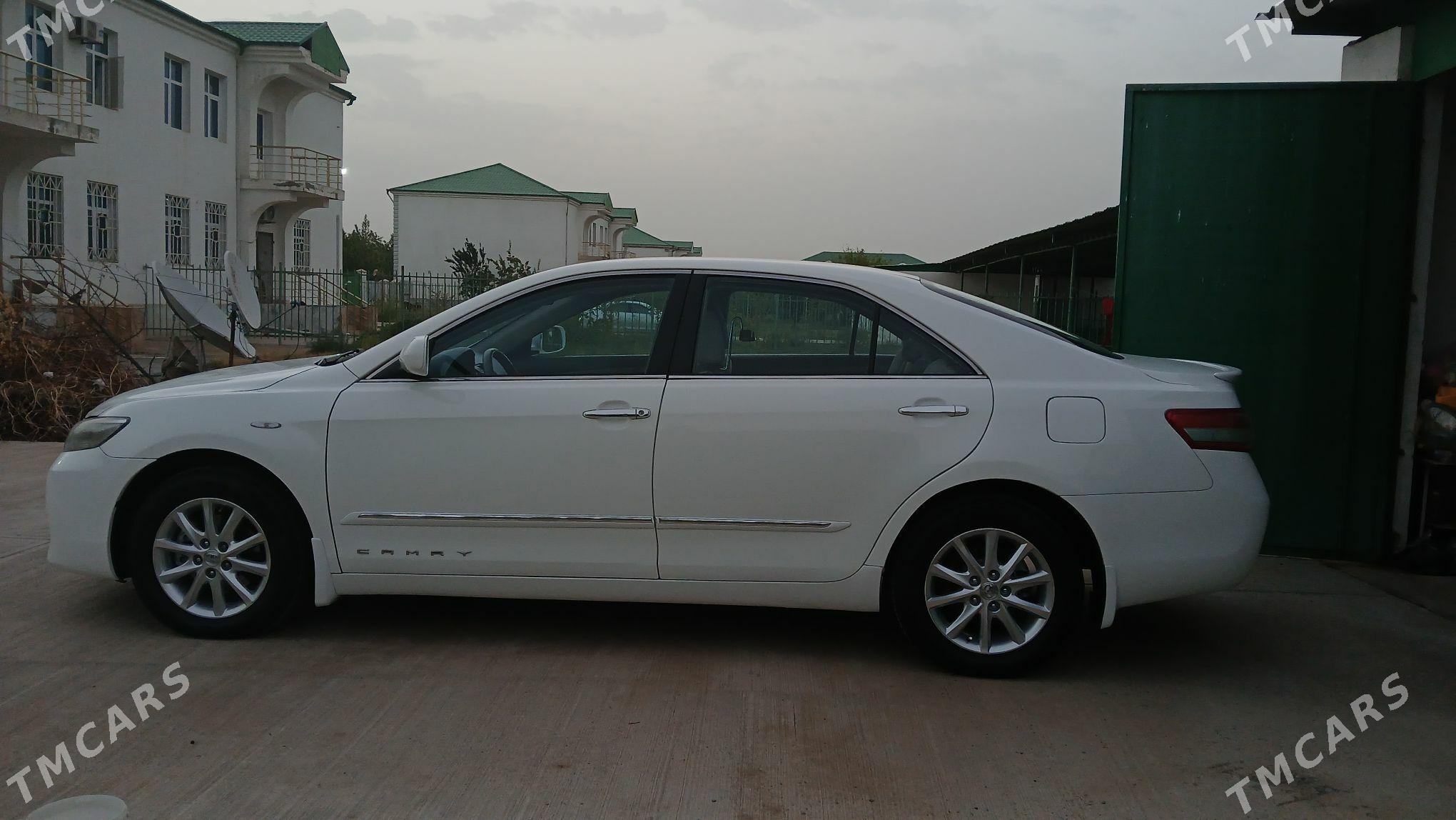 Toyota Camry 2010 - 175 000 TMT - Aşgabat - img 3
