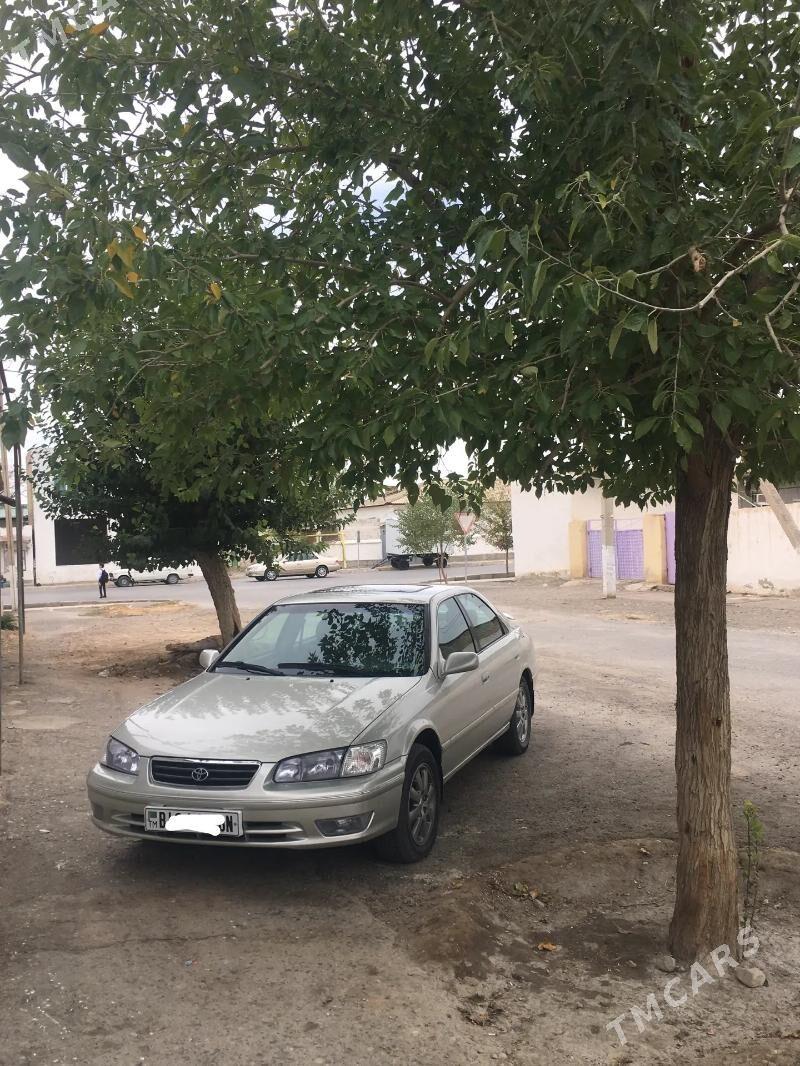Toyota Camry 2001 - 200 000 TMT - Гызыларбат - img 2