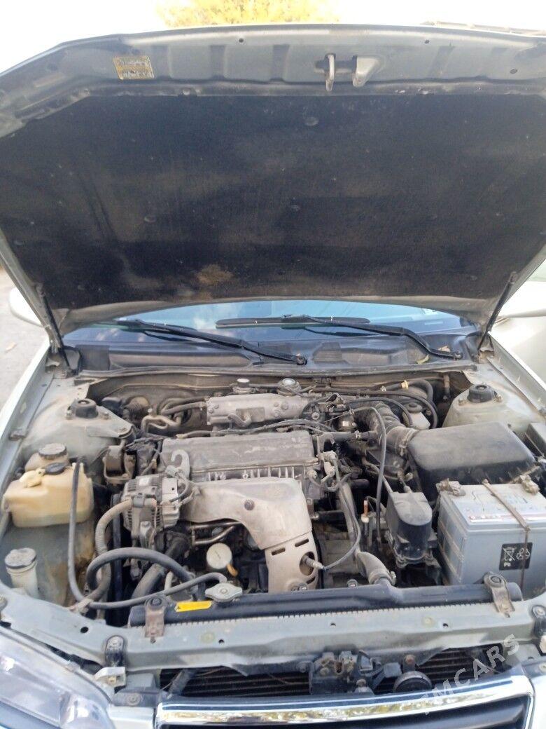 Toyota Camry 2001 - 200 000 TMT - Гызыларбат - img 3