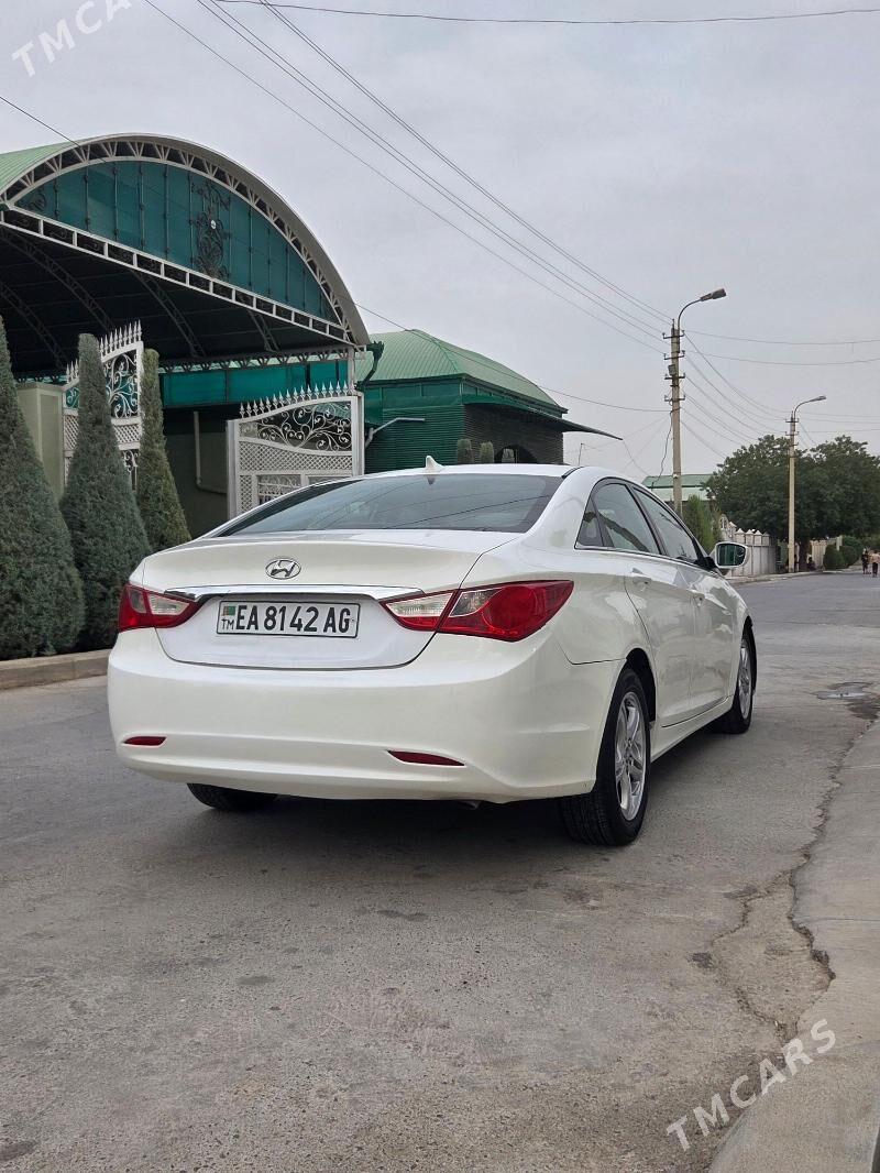 Hyundai Sonata 2010 - 129 000 TMT - Aşgabat - img 4