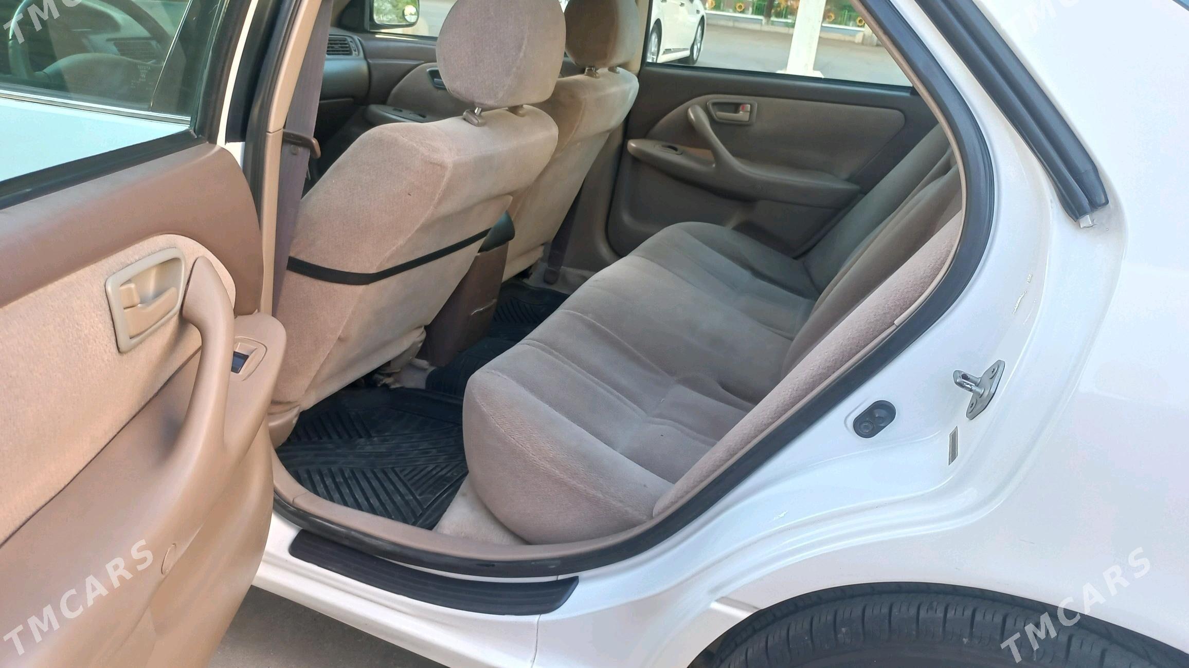 Toyota Camry 2001 - 126 000 TMT - Байрамали - img 6