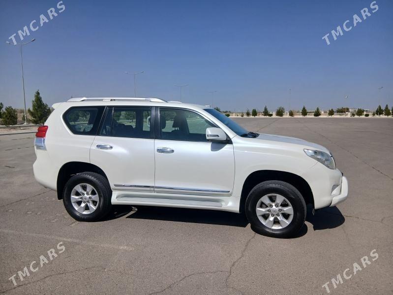 Toyota Land Cruiser Prado 2010 - 500 000 TMT - Дянев - img 2