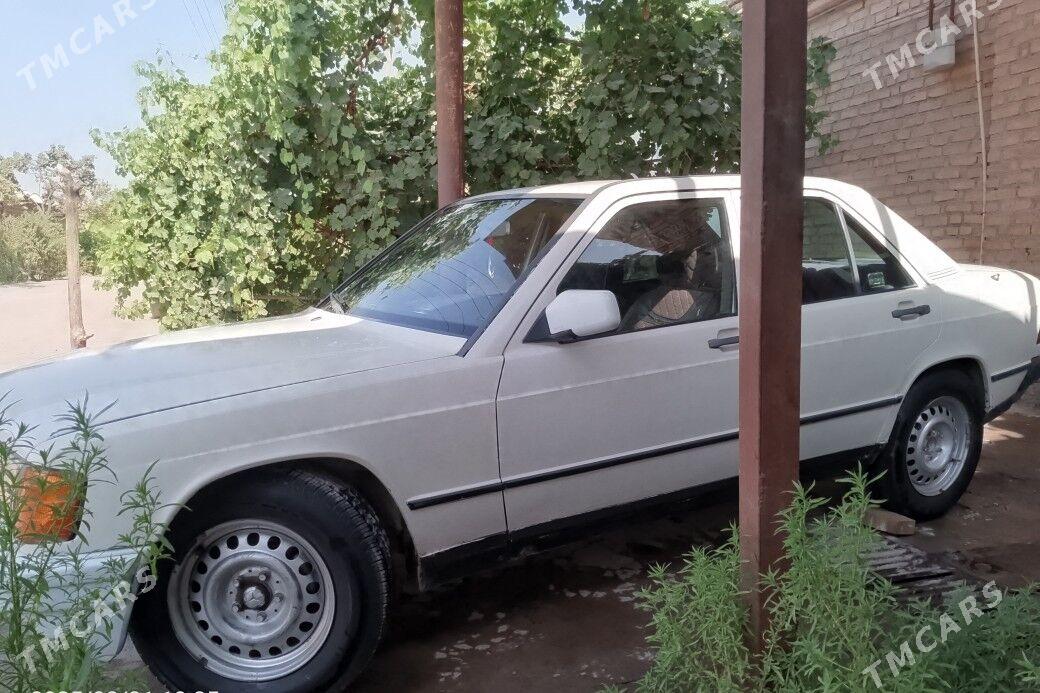 Mercedes-Benz 190E 1993 - 40 000 TMT - Дашогуз - img 2