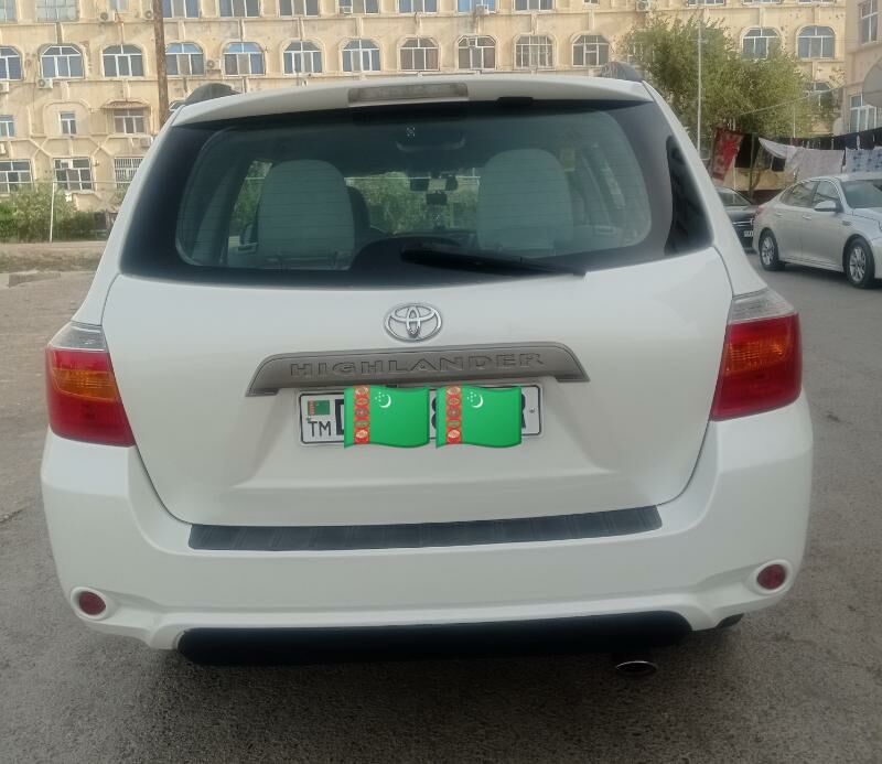 Toyota Highlander 2010 - 305 000 TMT - Байрамали - img 9