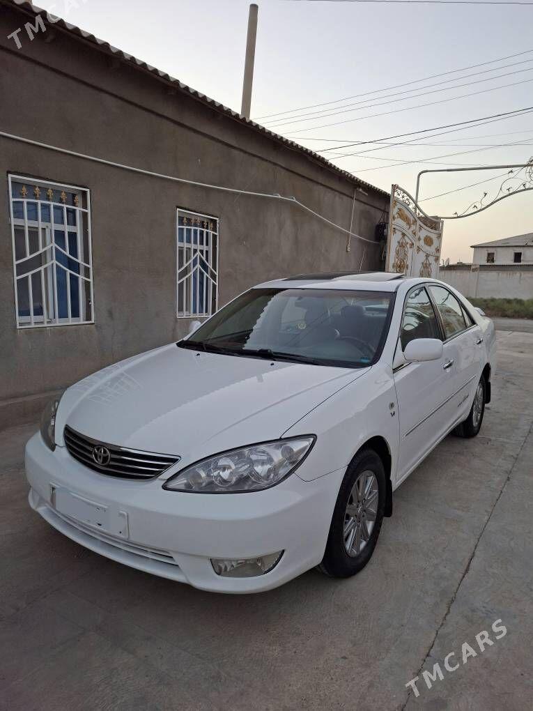 Toyota Camry 2003 - 225 000 TMT - Теджен - img 4