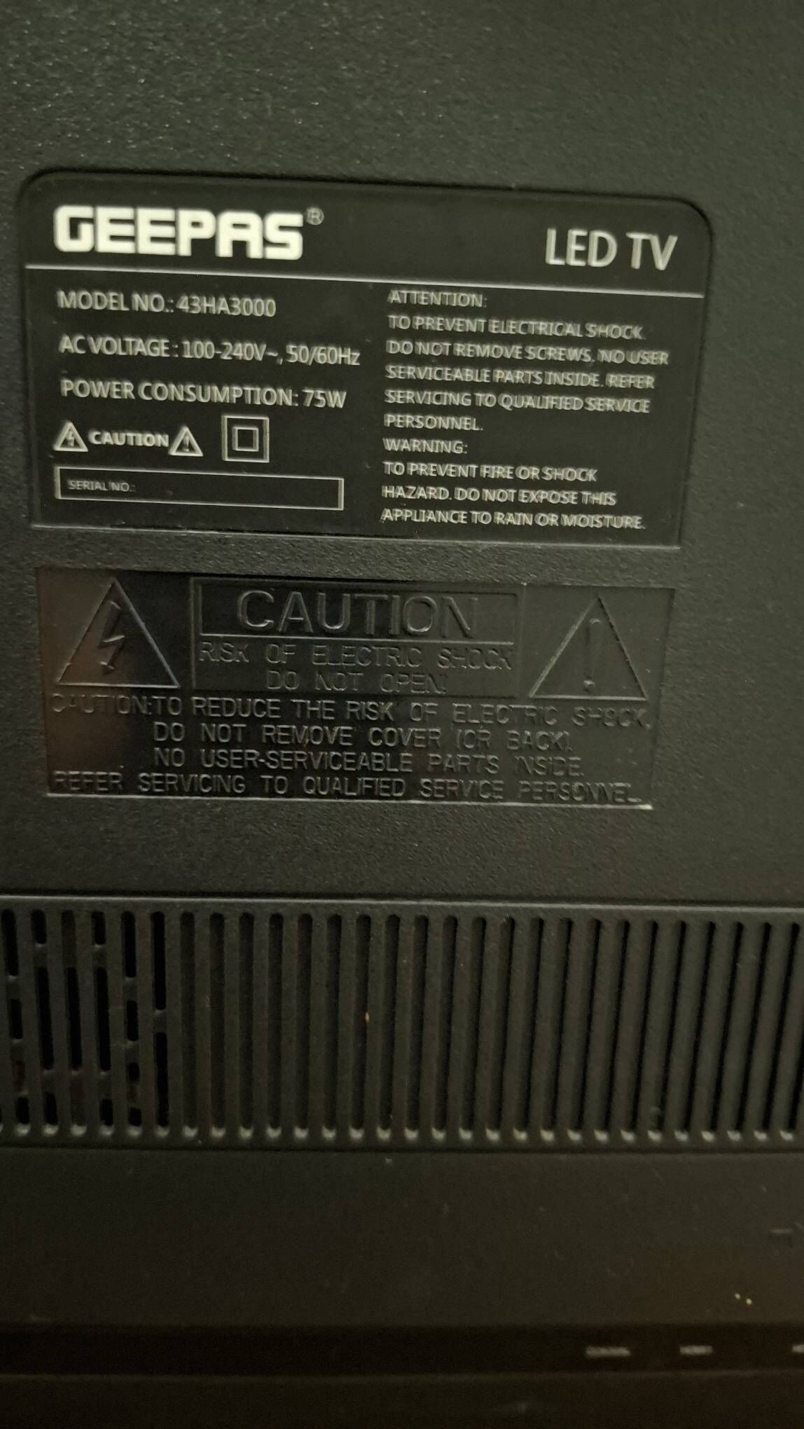 Geepas LED TV43 - Mary - img 3